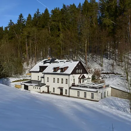 Bartosova Pec *