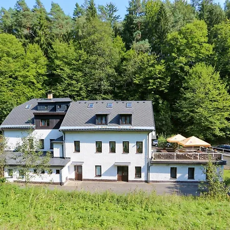 Bartosova Pec Frýdštejn