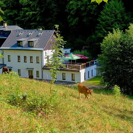 Bartosova Pec Frýdštejn